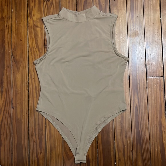 It’s Fashion XL - Picture 1 of 2